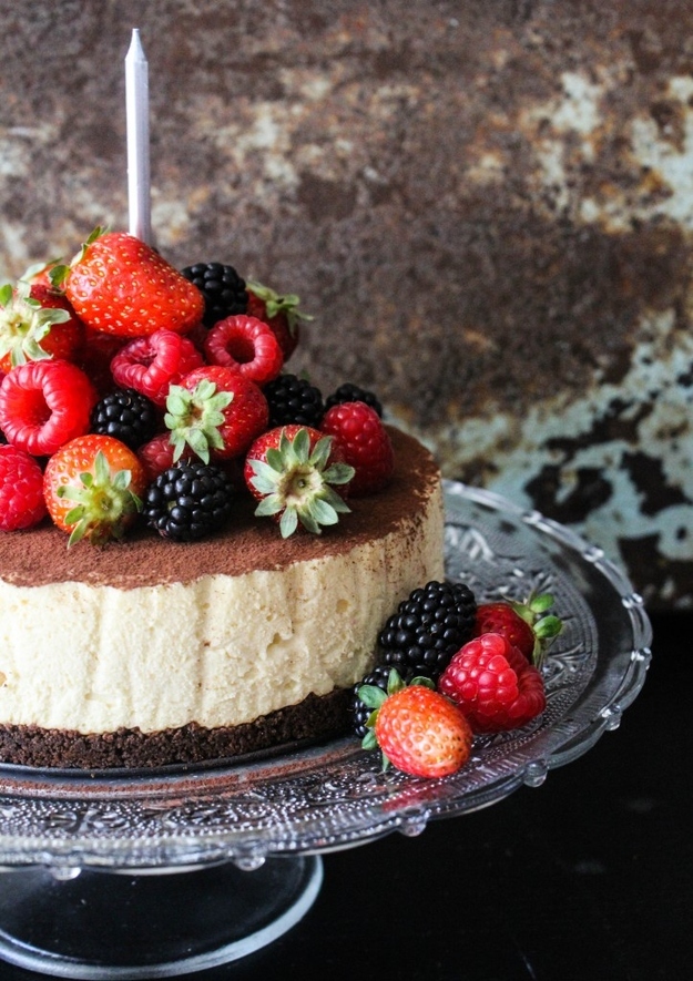 No Bake Caramelised White Chocolate Cheesecake with Berries