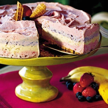 14. Strawberry Smoothie Ice-Cream Pie