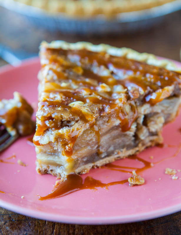Caramel Apple Crumble Pie