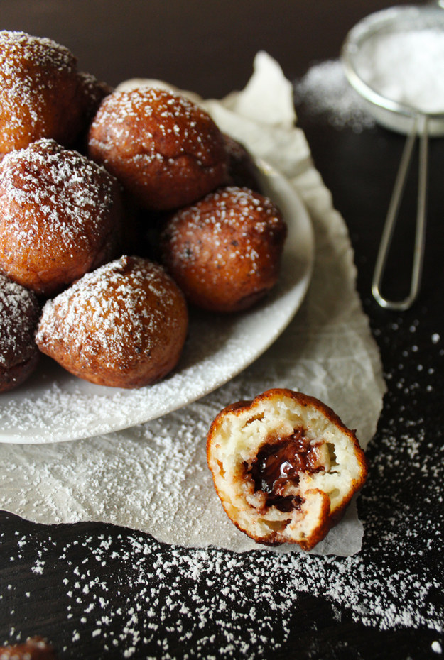 Mini Ricotta Donut Holes Stuffed With Nutella