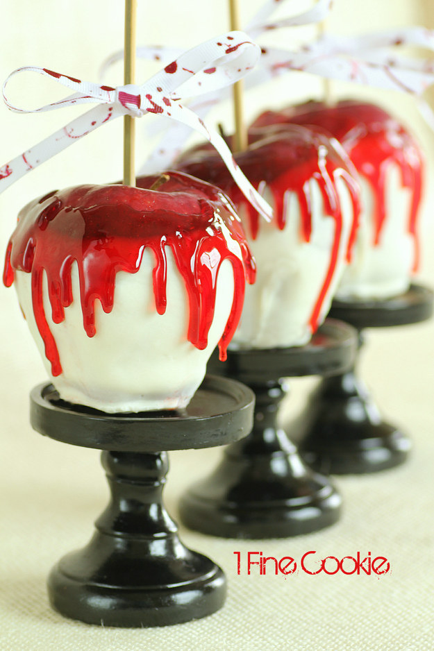 Bloody Candied Apples
