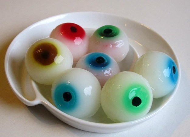 Edible Gelatin Eyeballs