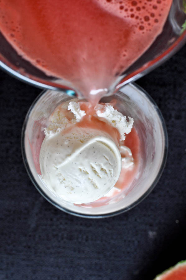 Ice cream floats can help you determine if someone is an android because you can ask them if they like ice cream and if they say no, you know they don't have a soul.